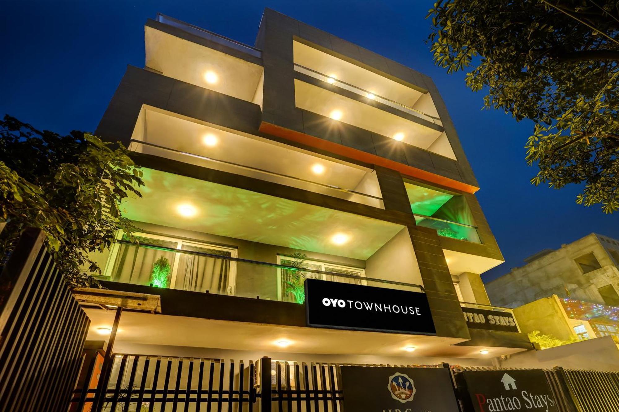 Townhouse Pantao Stays Gurgaon Exterior photo